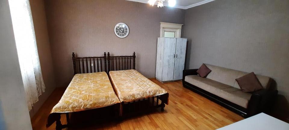 Iren Apartment Batumi Eksteriør billede
