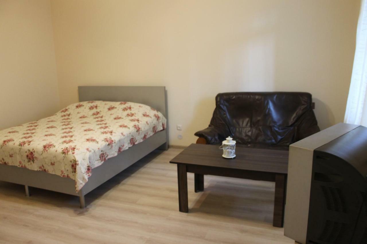 Iren Apartment Batumi Eksteriør billede