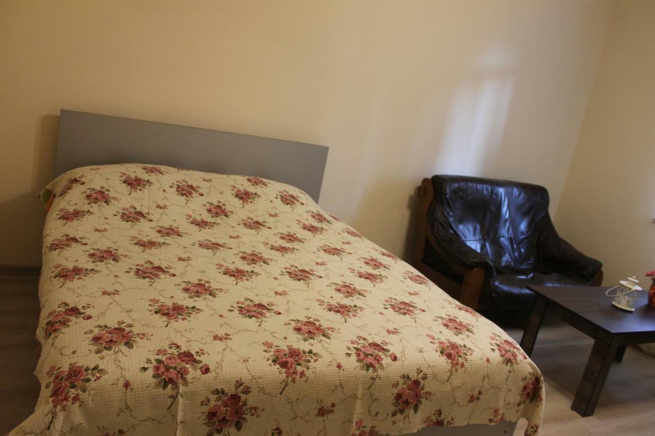 Iren Apartment Batumi Eksteriør billede