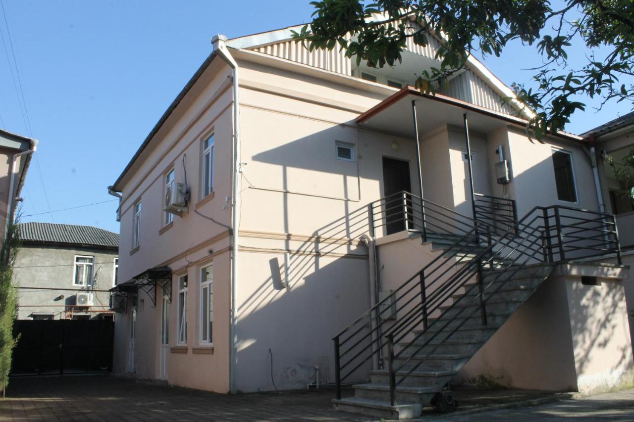 Iren Apartment Batumi Eksteriør billede